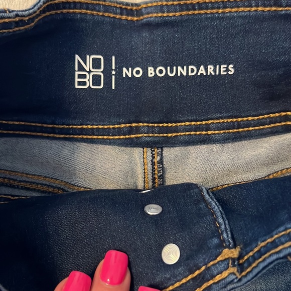 NOBO cuffed high rise button fly shorts - Picture 4 of 5